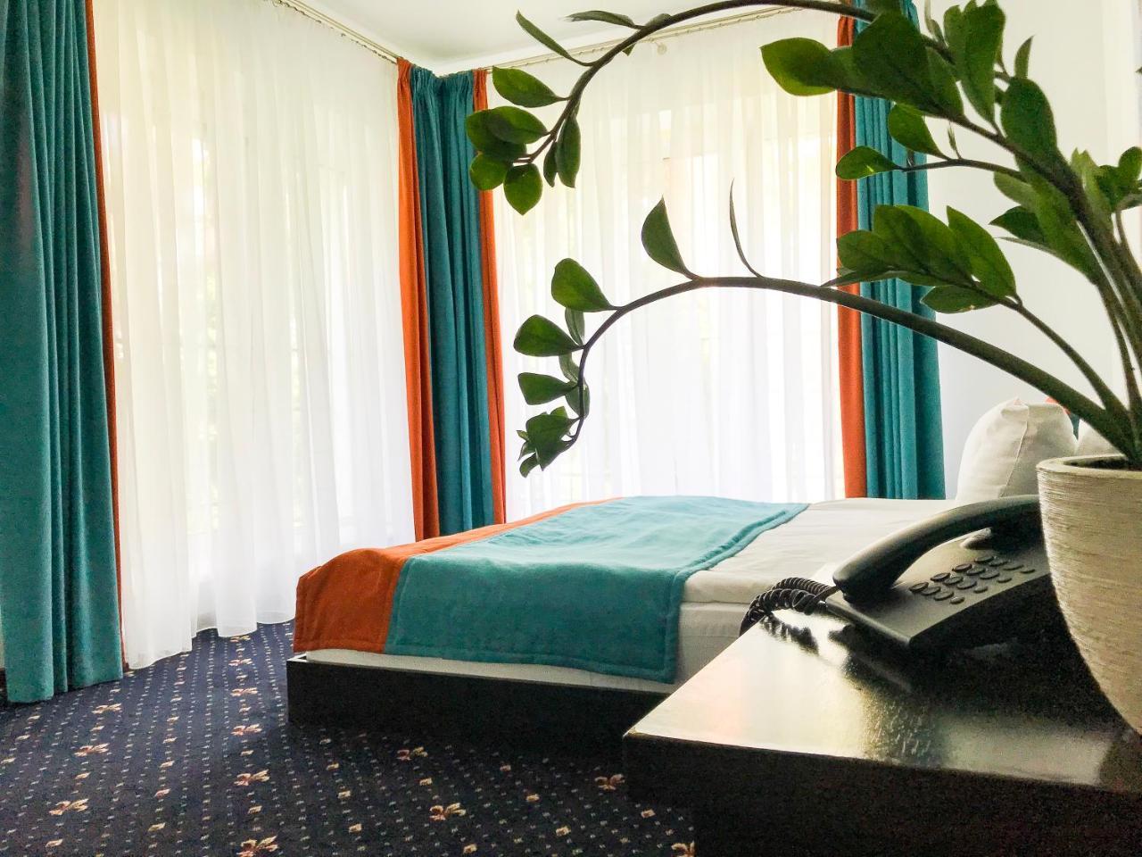 Spa Hotel Vorzel Ngoại thất bức ảnh